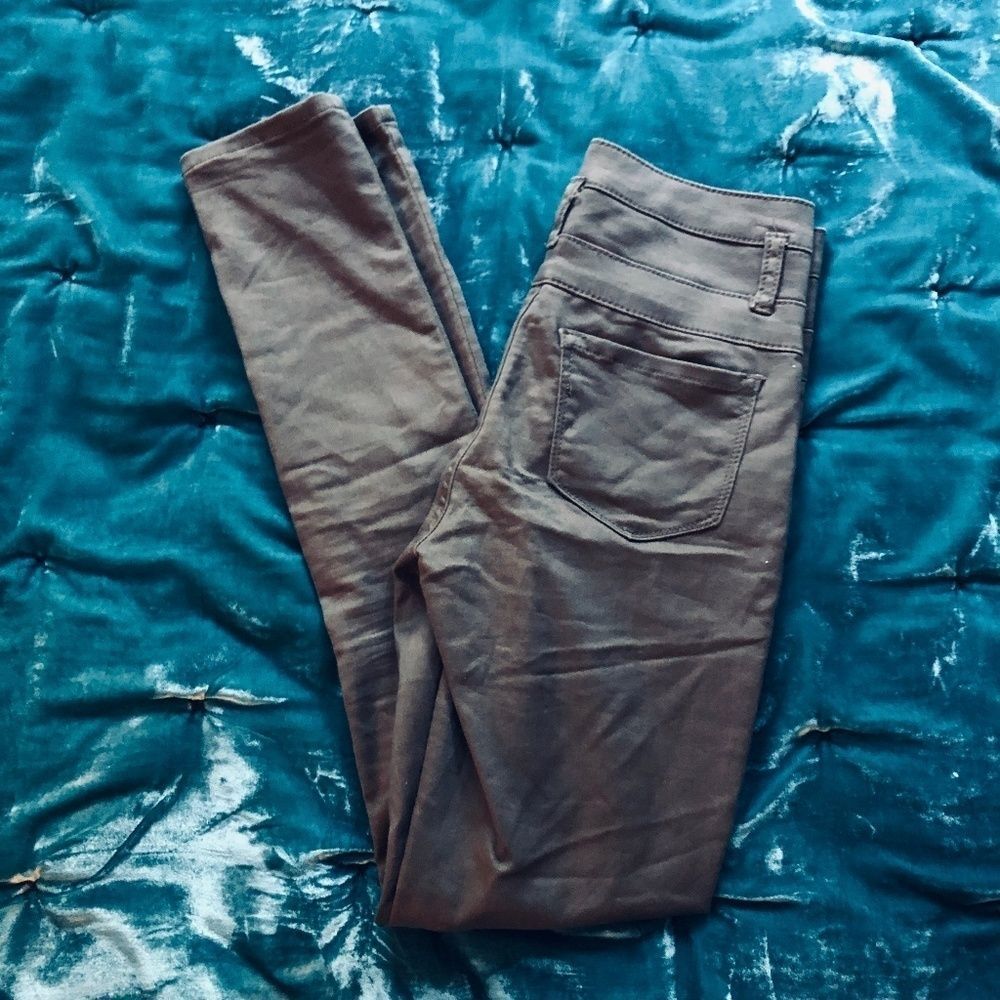 Green Skinny Jeans - Picture 4 of 7